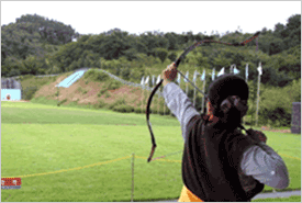 Корейская традиционная стрельба из лука в Пучоне