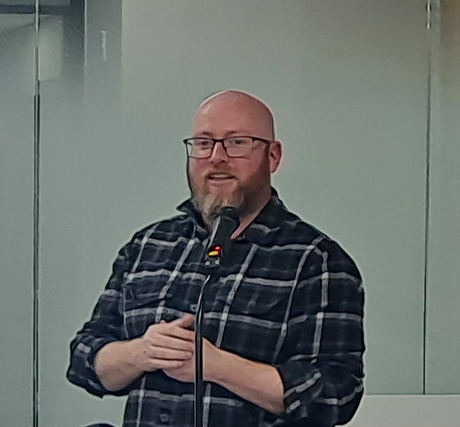 휴 매든(Hugh Madden)