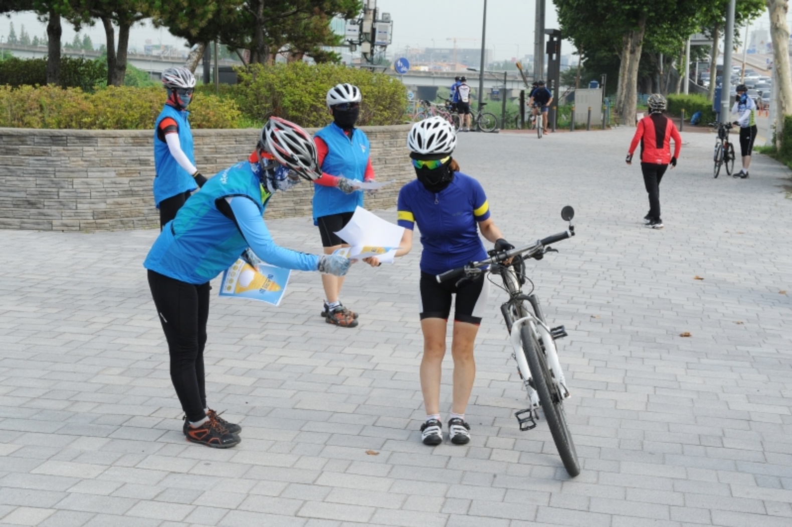 부천시 자전거연합회 코로나19 극복 캠페인 이미지